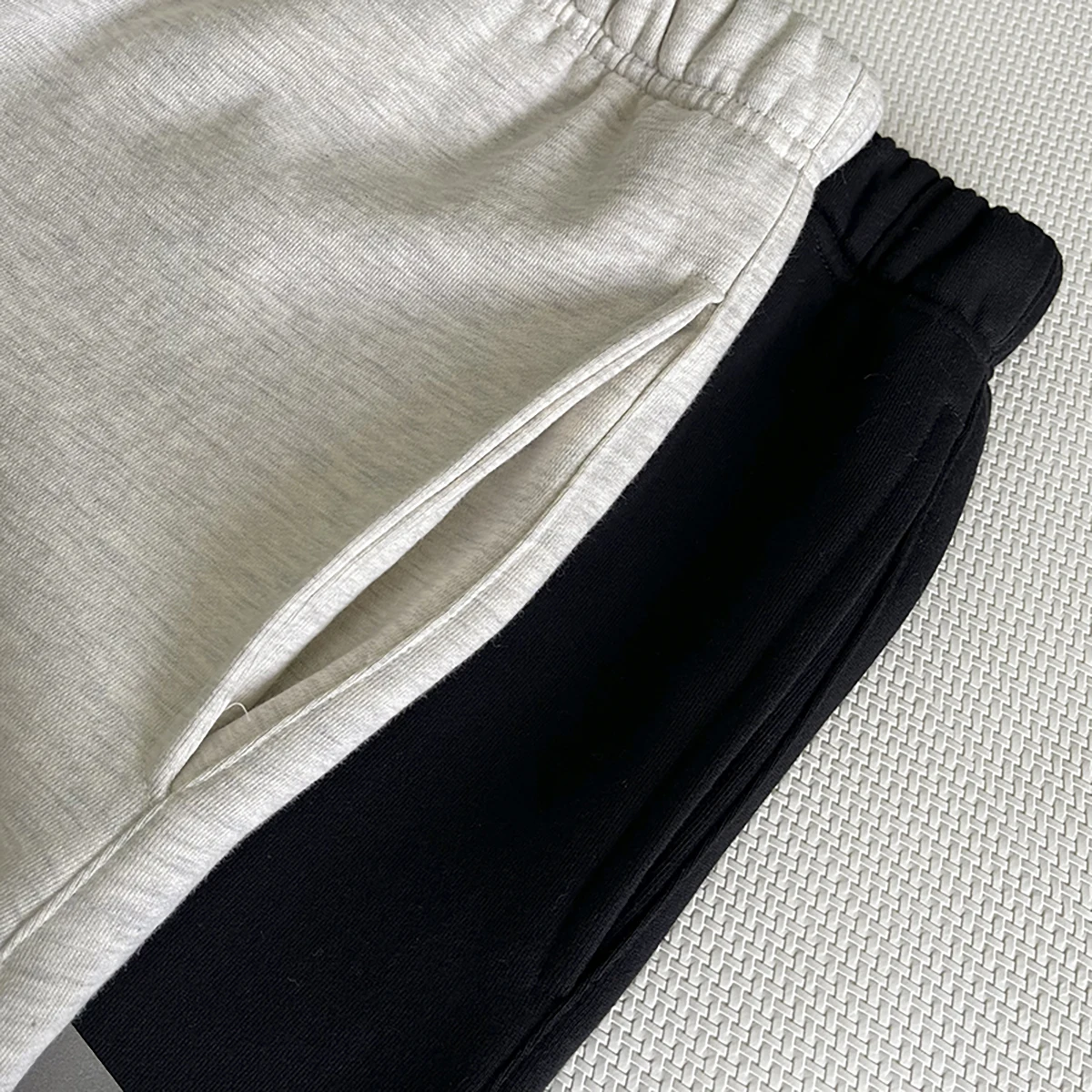 Essentials-Oversized-Men-s-Summer-Shorts-7-Collection-Flocking-Running-Short-Pants-Hip-Hop-Street-Unisex-2