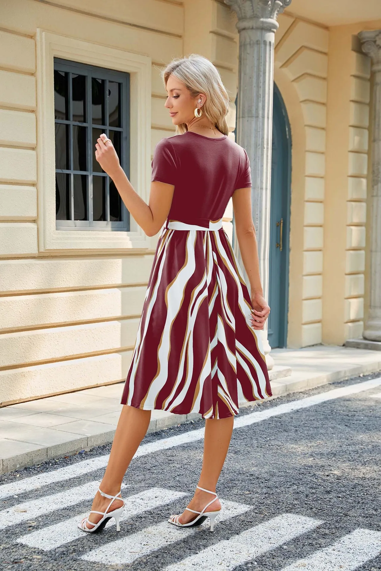 Women-Printed-Short-Sleeve-Swing-Medium-Pleated-Tie-Up-Dresses-Round-Neck-5